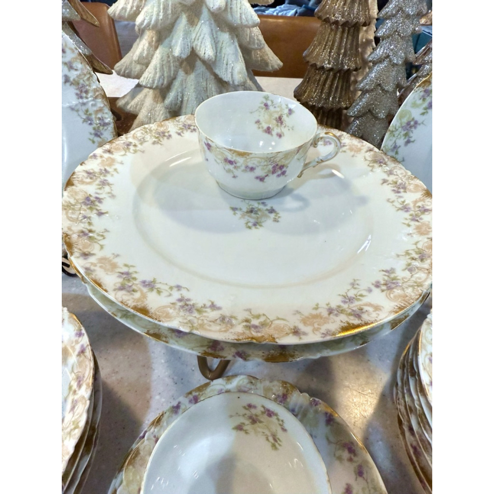 Limoges Lavender Porcelain Plates, Saucers, Cups, Bowls - Picture 10 of 16